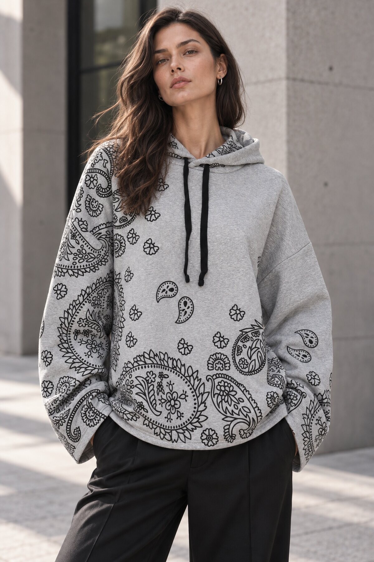 Sweatshirt